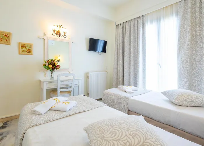 Kymata 2* Naxos City